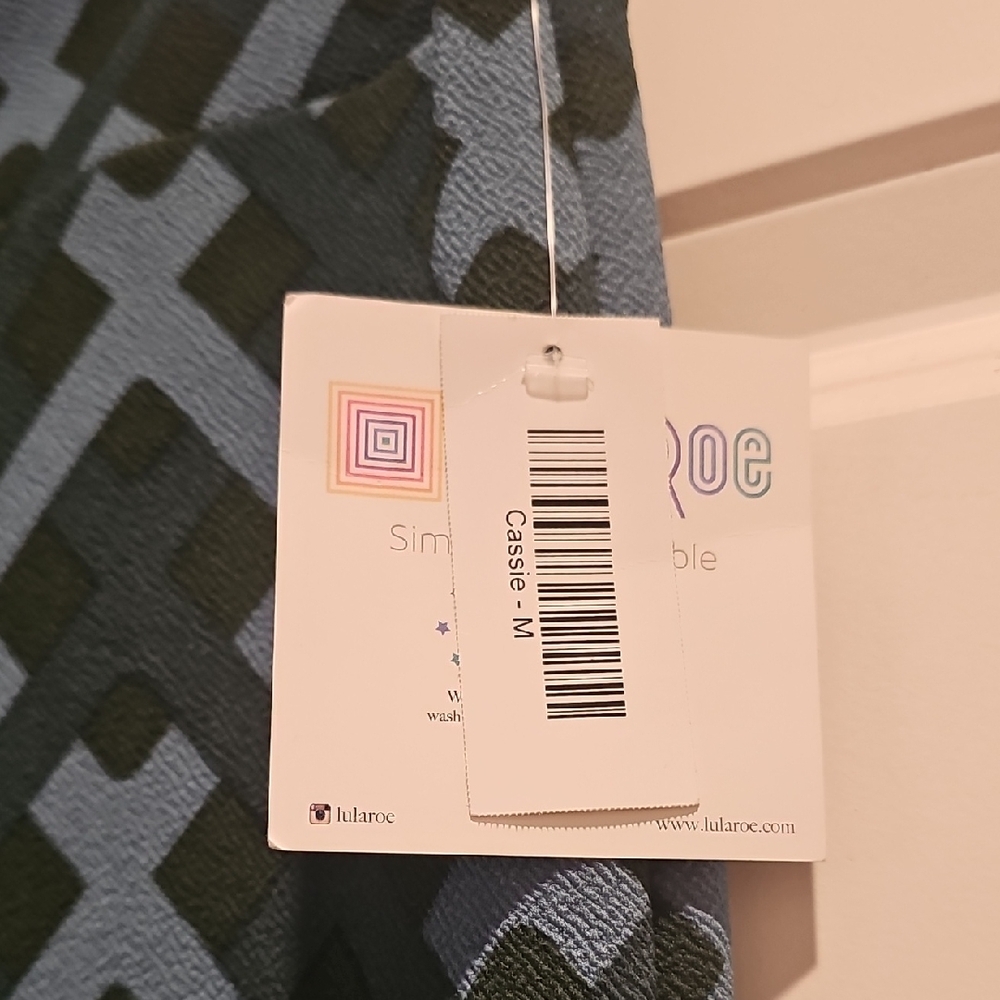 LuLaRoe Blue and Black Geometric Pencil Skirt - Picture 2 of 3